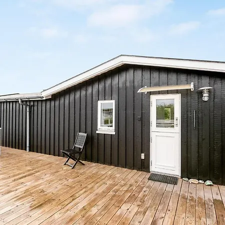 Σπίτι διακοπών In With 2 Bedrooms And Wifi *